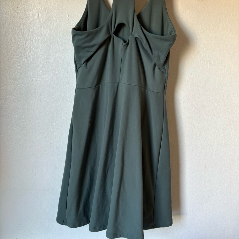 Girlfriend Collective Lola V-Nack dress - Picture 7 of 10